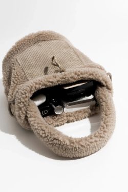 Retro Y2K Teddy Pocket Bucket Bag - Perfect for 90s and Grunge Outfits