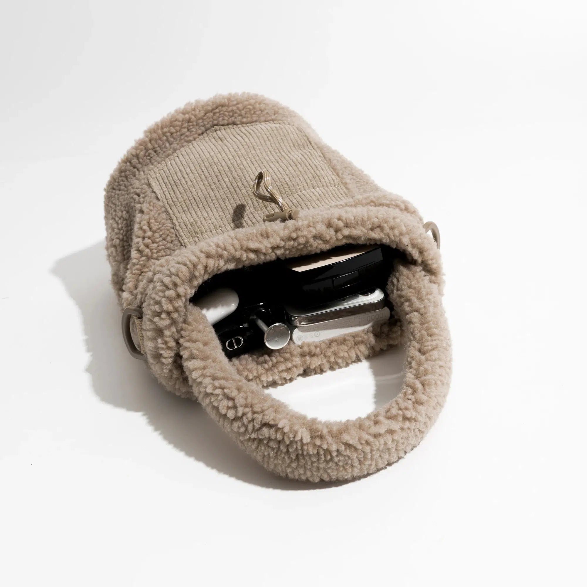 Retro Y2K Teddy Pocket Bucket Bag - Perfect for 90s and Grunge Outfits
