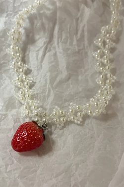 Y2K Coquette Strawberry Pearl Beaded Necklace - Retro 90s Fashion Statement Jewelry
