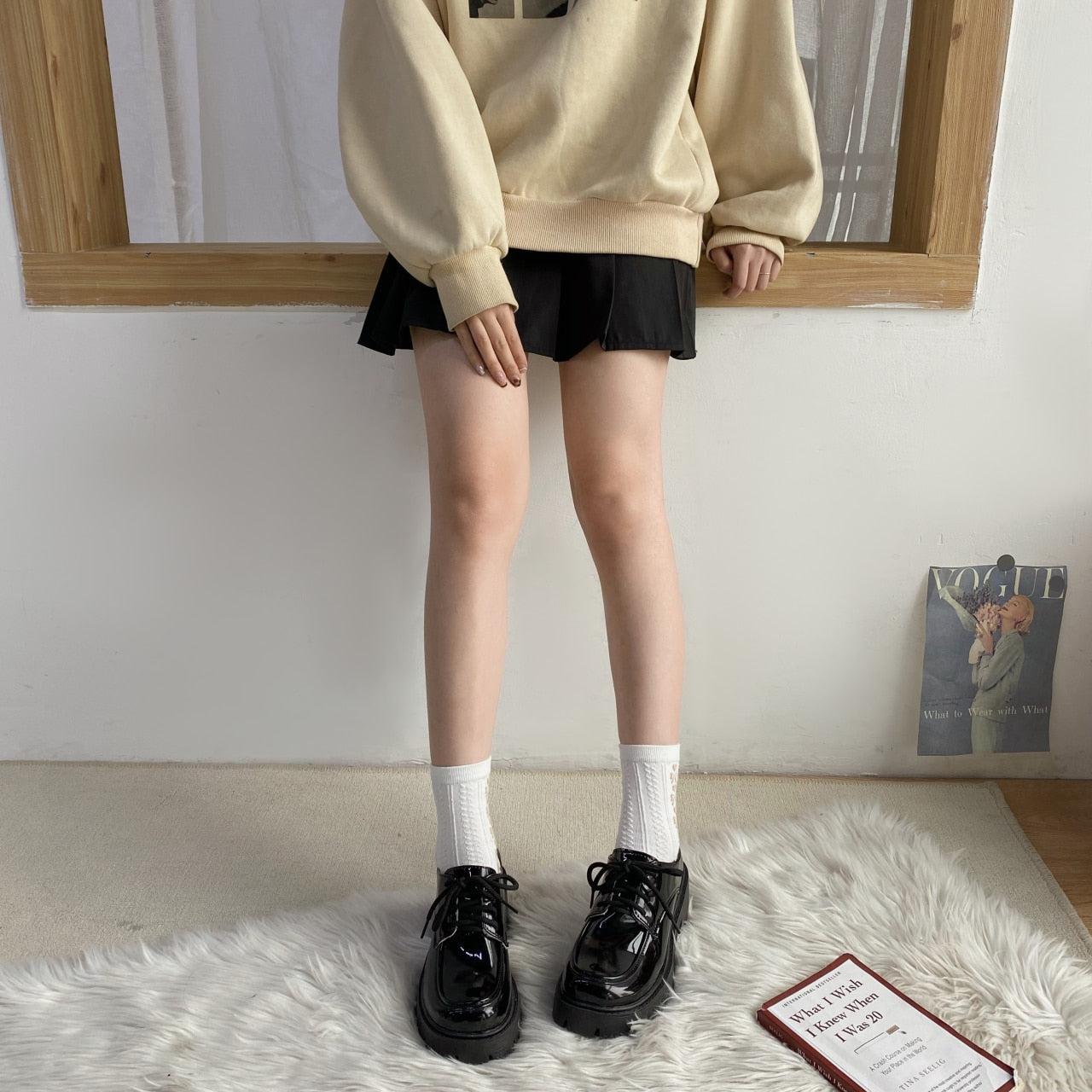 Y2K Grunge Dark Academia Platform Shoes - Retro 90s Fashion Statement