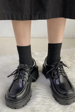 Y2K Grunge Dark Academia Platform Shoes - Retro 90s Fashion Statement