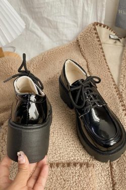 Y2K Grunge Dark Academia Platform Shoes - Retro 90s Fashion Statement