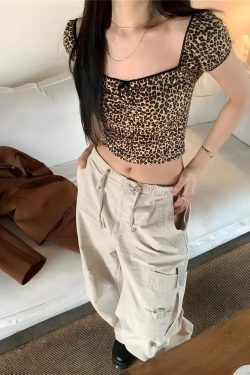 Y2K Leopard Bodycon Crop Top - Retro 90s Grunge Style for Trendy Summer Outfits