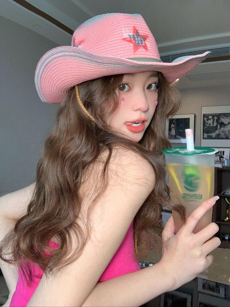 Y2K Retro Disco Cowgirl Hat - Adjustable Star Print for Trendy 90s and Y2K Outfits