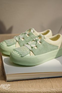 Y2K Retro Indie Lace Up Sneakers - Perfect for 90s and Grunge Outfits