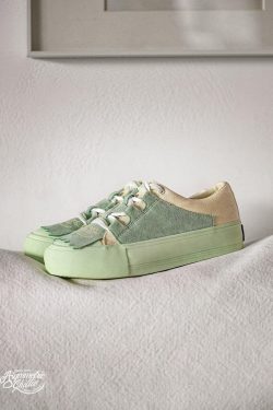 Y2K Retro Indie Lace Up Sneakers - Perfect for 90s and Grunge Outfits