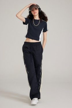 Y2K Retro Style Basic Cropped Tee - Perfect for 90s and Y2K Summer Outfits