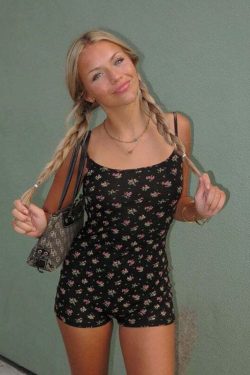 Alida Mini Floral Backless Romper - Y2K Summer Outfit, 90s Fashion, Grunge, Retro Style