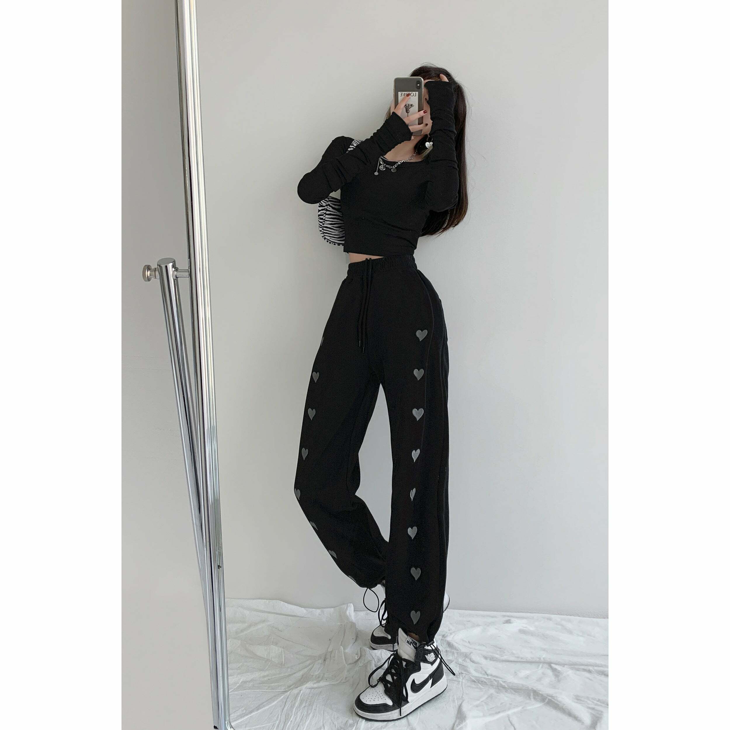 All Hearts Connected Y2K Grunge Drawstring Sweatpants - 90s Retro Summer Fashion for Women