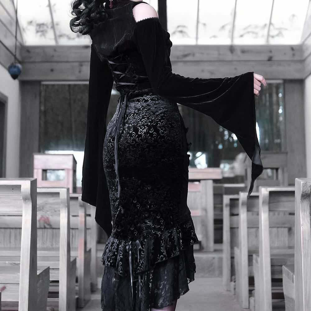 Black Velvet Gothic Skirt - Y2K Grunge, 90s Retro, Pastel Goth, Y2K Party & Summer Outfits