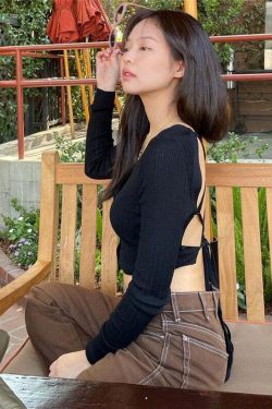 Blackpink Jennie-Inspired Y2K Backless Long Sleeve Top - 90s Grunge, Retro, Summer Party Outfit