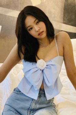 Blackpink Jennie-Inspired Y2K Blue Bow Top - Perfect for 90s Grunge, Summer, and Party Outfits