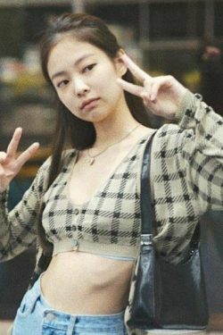Blackpink Jennie-Inspired Y2K Longsleeve Set - 90s Grunge, Retro, Summer, Party, and Club Out