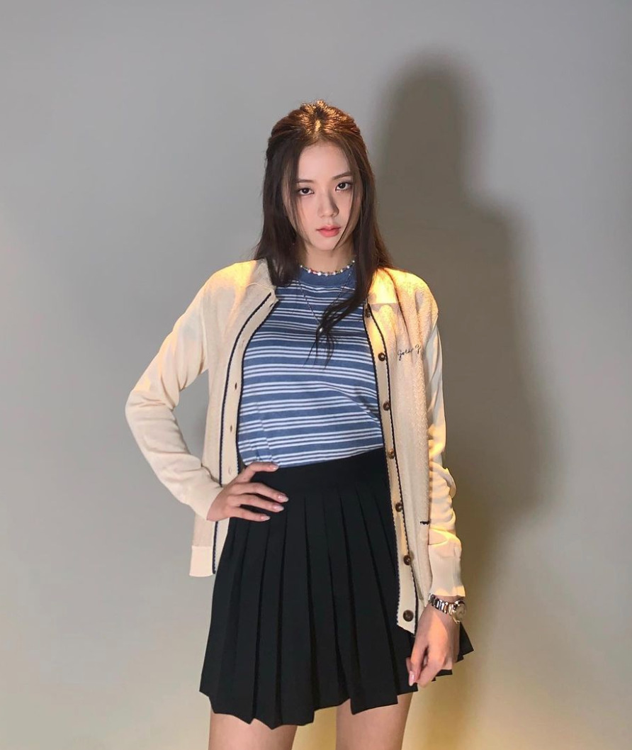 Blackpink Jisoo Inspired Y2K Pleated Skirt - 90s Grunge, Retro, Gothic, Summer Outfits