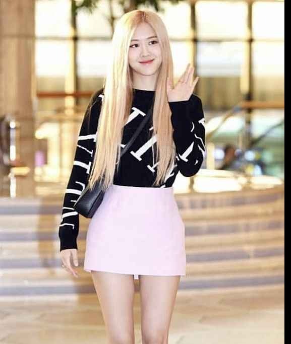 Blackpink Rose Inspired Y2K Skirt - 90s Grunge, Retro Summer, Pastel Goth, Y2K Party Outfit