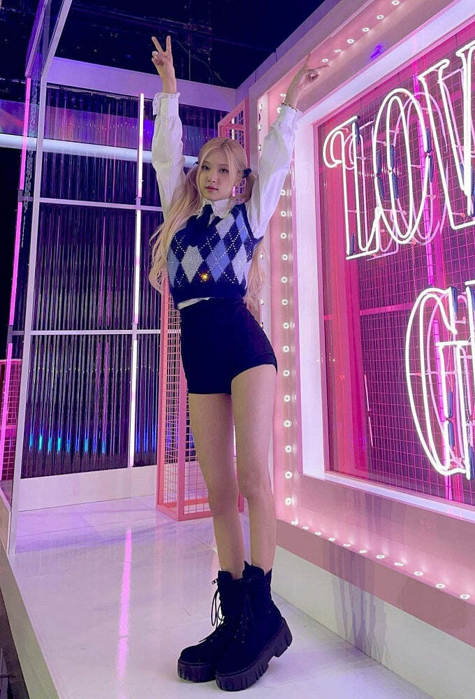 Blackpink Ros�-Inspired Y2K Black Denim Shorts - 90s Grunge Summer Outfit, Retro Fashion