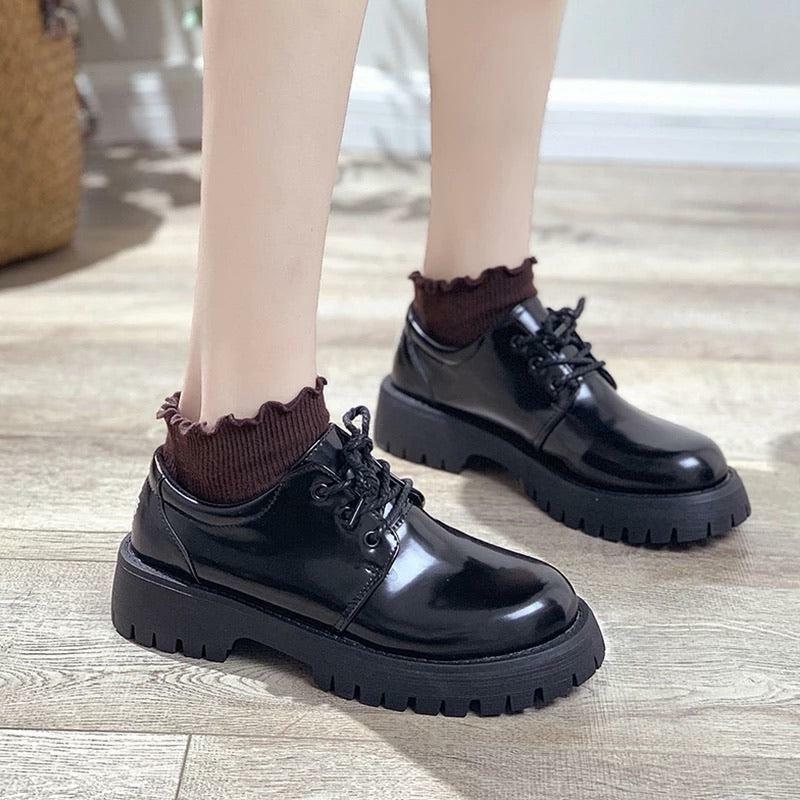 Chunky Daisy Creepers - Y2K Grunge & 90s Retro Style Shoes for Summer Outfits & Party Looks