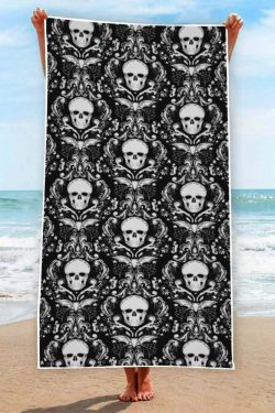 Dark Gothic Skull Beach Towel - Y2K Grunge, 90s Retro, Pastel Goth, Summer Y2K Outfits