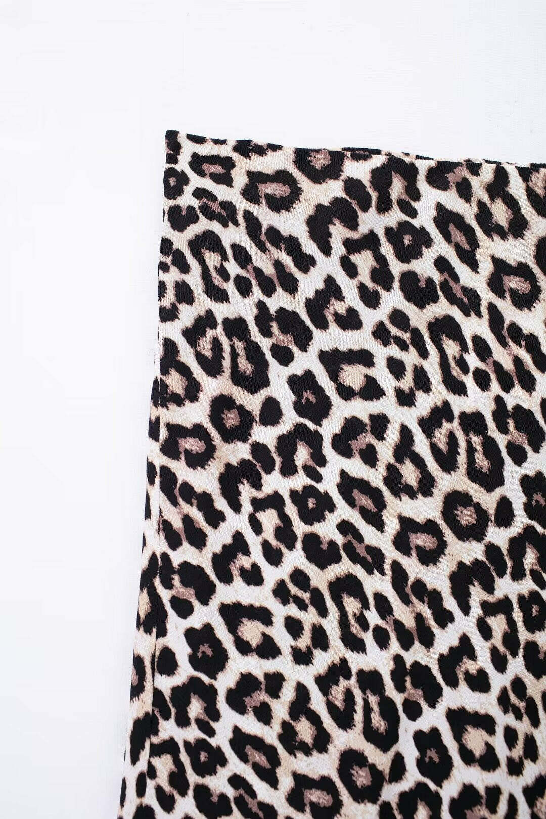 Farryn Leopard Print Midi Skirt - Y2K Summer Grunge Outfit, 90s Fashion, Retro Style