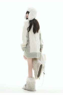 GCINIM Two-Tone V Neck Sweater - Y2K Grunge, 90s Fashion, Retro Style, Summer Y2K Out