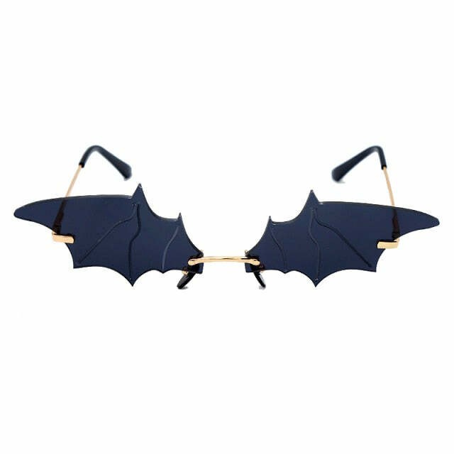 Gothic Bat Wings Sunglasses - Black | Y2K Grunge, 90s Retro, Dark Y2K Fashion, Y2K