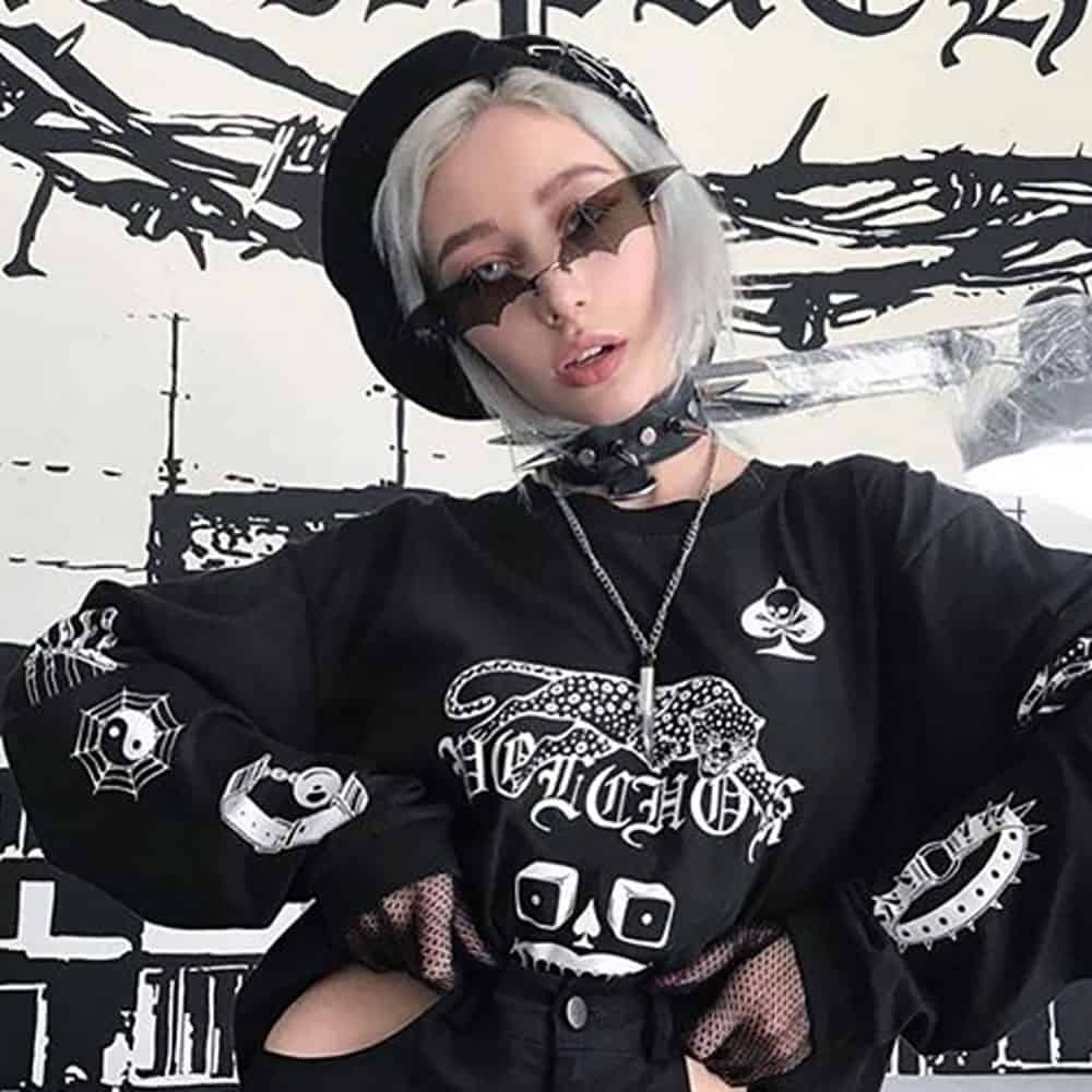 Gothic Bat Wings Sunglasses - Black | Y2K Grunge, 90s Retro, Dark Y2K Fashion, Y2K