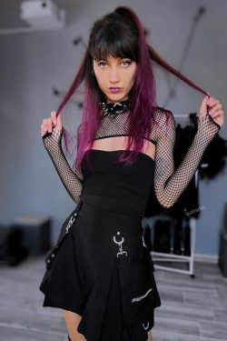 Gothic Black Cargo Skirt - Y2K Grunge, 90s Fashion, Retro Style, Y2K Summer Outfits