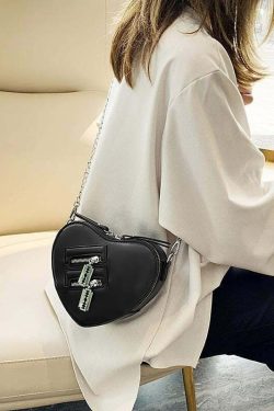 Gothic Heart Blade Crossbody Bag Black - Y2K Grunge, 90s Fashion, Retro Style, Y2K Club Outfit