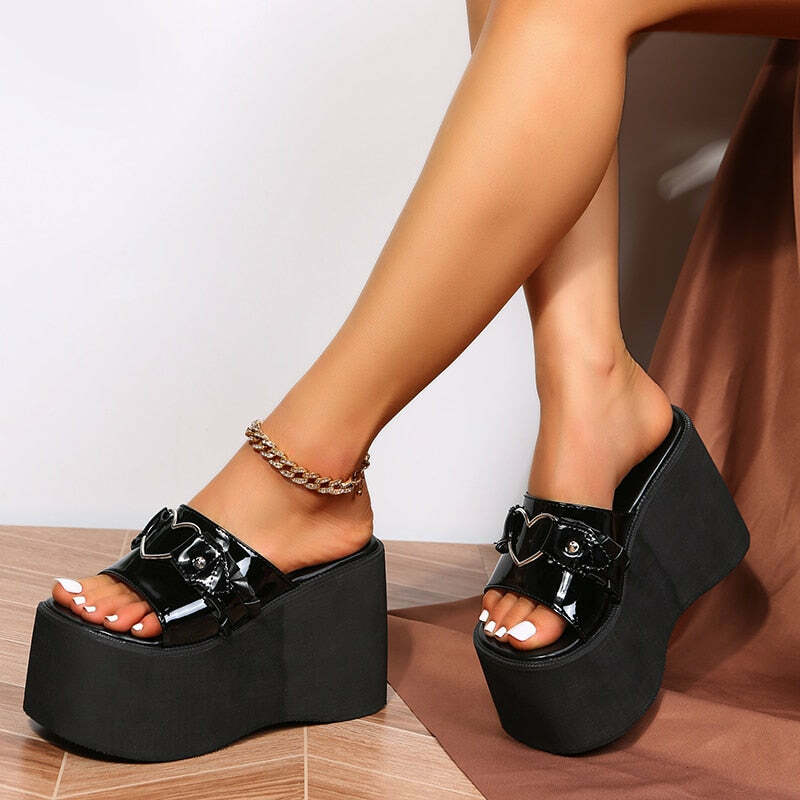 Gothic Heart Tall Platform Slippers - Y2K Grunge, 90s Fashion, Retro Style, Pastel Goth Shoes