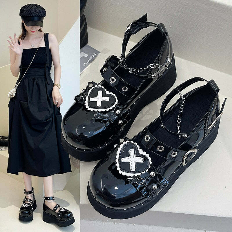 Gothic Lolita Heart Shoes - Black White Y2K Grunge 90s Retro Fashion for Women