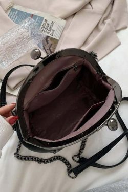Gothic Punk Y2K Kiss Lock Clasp Shoulder Bag - Retro 90s Grunge Fashion Accessory