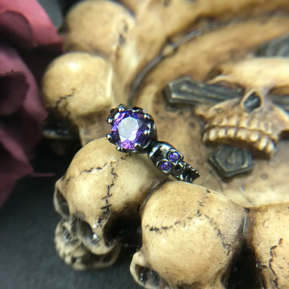 Gothic Purple Gemstone Skull Ring - Y2K Grunge, 90s Retro, Pastel Goth, Dark Y2K Fashion
