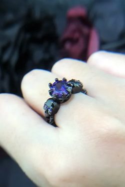 Gothic Purple Gemstone Skull Ring - Y2K Grunge, 90s Retro, Pastel Goth, Dark Y2K Fashion