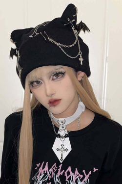 Gothic Rebel Soul Beanie - Y2K Grunge, 90s Fashion, Retro Style, Pastel Goth, Y2K Club