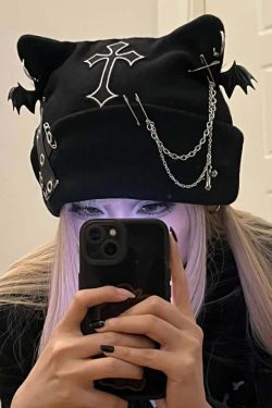 Gothic Rebel Soul Beanie - Y2K Grunge, 90s Fashion, Retro Style, Pastel Goth, Y2K Club