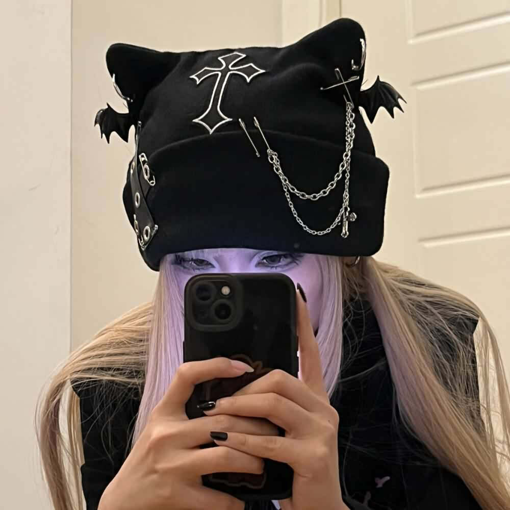Gothic Rebel Soul Beanie - Y2K Grunge, 90s Fashion, Retro Style, Pastel Goth, Y2K Club