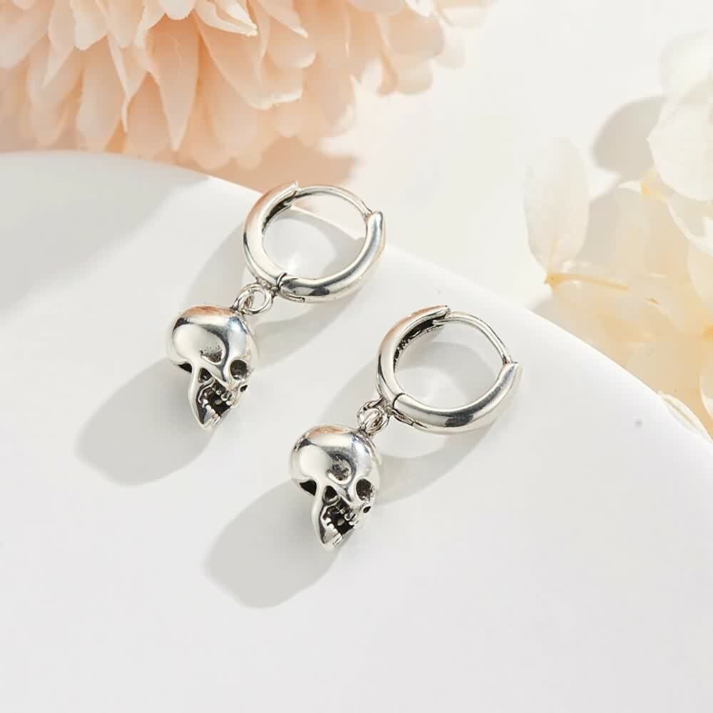 Gothic Skull Earrings - Y2K Grunge, 90s Retro, Pastel Goth, Y2K Party, and Summer Y2