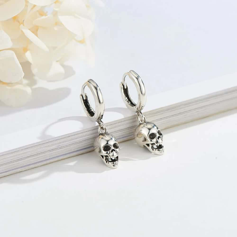 Gothic Skull Earrings - Y2K Grunge, 90s Retro, Pastel Goth, Y2K Party, and Summer Y2