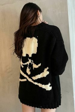 Gothic Skull Print Black Knitted Sweater - Y2K Grunge, 90s Fashion, Retro Style, Dark Y2K Outfit