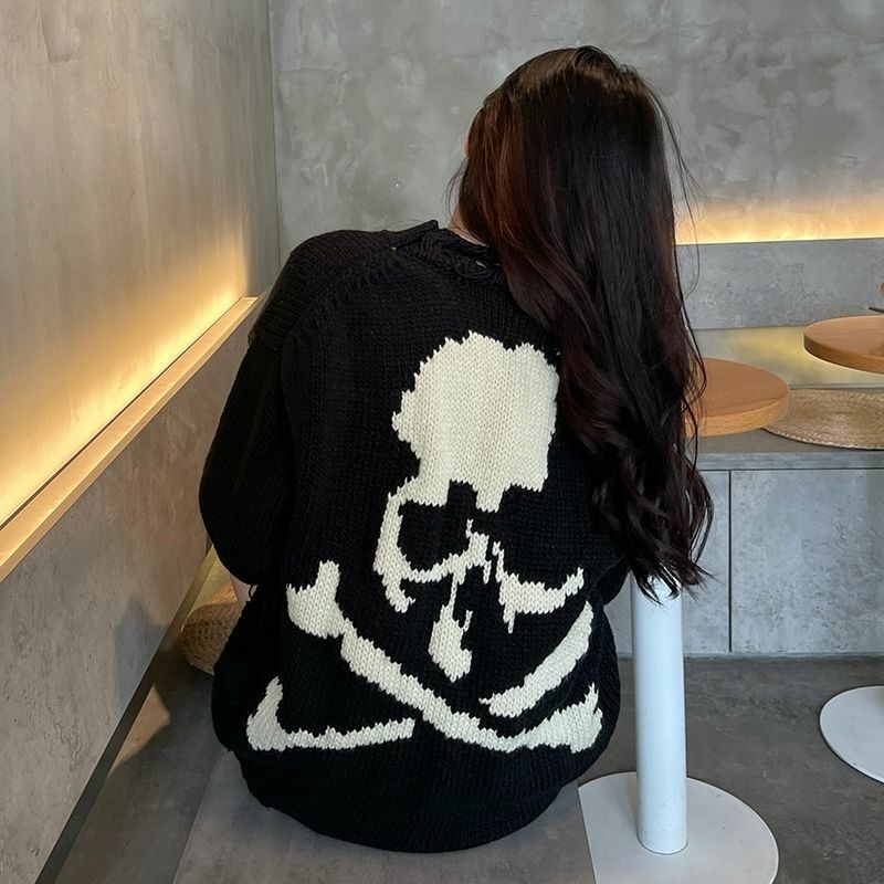Gothic Skull Print Black Knitted Sweater - Y2K Grunge, 90s Fashion, Retro Style, Dark Y2K Outfit