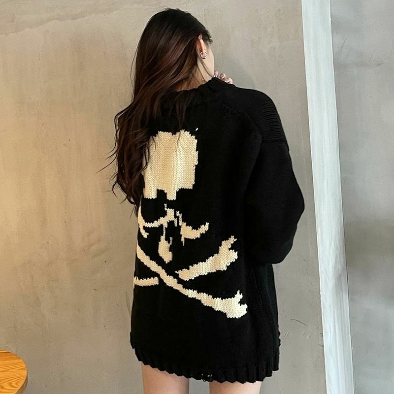 Gothic Skull Print Black Knitted Sweater - Y2K Grunge, 90s Fashion, Retro Style, Dark Y2K Outfit