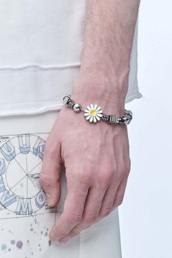 GUUKA Daisy Beaded Bracelet - Y2K Summer, 90s Grunge, Retro Style, Pastel Goth, Y2K Pop