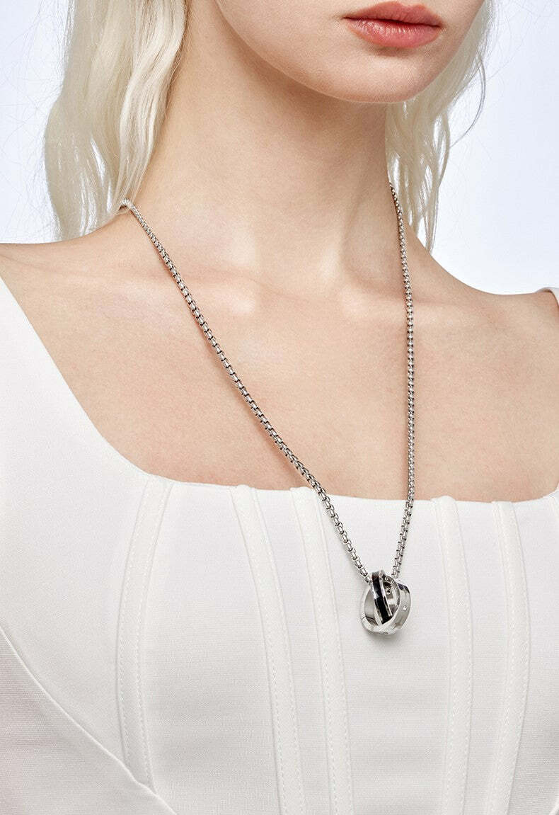 GUUKA Double Ring Necklace - Y2K Grunge & 90s Fashion Accessory for Retro, Goth, and Party Outfits