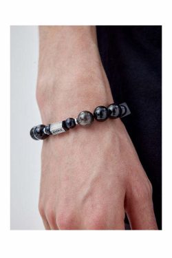 GUUKA Obsidian Bead Bracelet - Y2K Grunge, 90s Retro, Gothic, and Pastel Goth Fashion Accessory