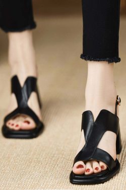 Handmade Black Faux Leather Chunky Sandals with Splicing Buckle Strap - Y2K Grunge Retro 90s Style