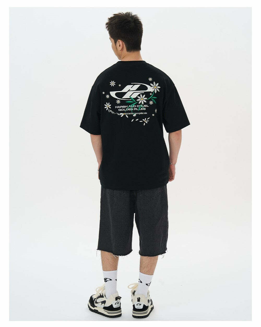 HARSH and CRUEL Y2K Embroidered Daisies Tee - Retro 90s Grunge Summer Outfit for Women