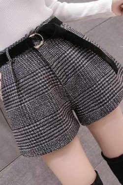 High Waisted Linen Shorts - Y2K Summer Grunge, 90s Retro, Pastel Goth, Y2K Party & Club Outfits