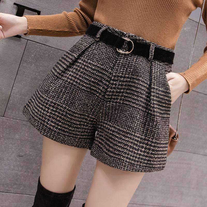 High Waisted Linen Shorts - Y2K Summer Grunge, 90s Retro, Pastel Goth, Y2K Party & Club Outfits