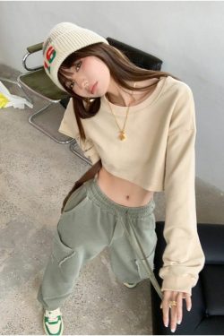 I Feel Like Lisa Y2K Cropped Sweatshirt - 90s Grunge, Retro Summer, Y2K Party Outfit