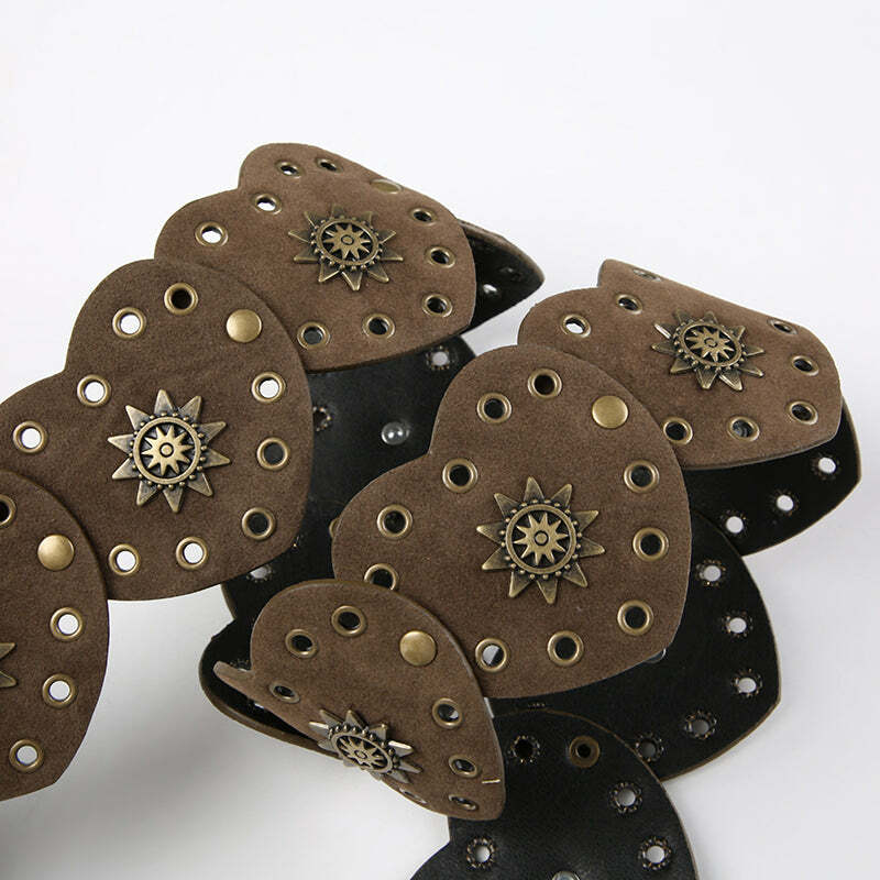 Janice Retro Heart Belt - Y2K Grunge, 90s Fashion, Gothic Y2K, Pastel Goth, Y2K Party